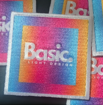 Ecusson brodé sublimé Entreprise Light Design CustomizeFR